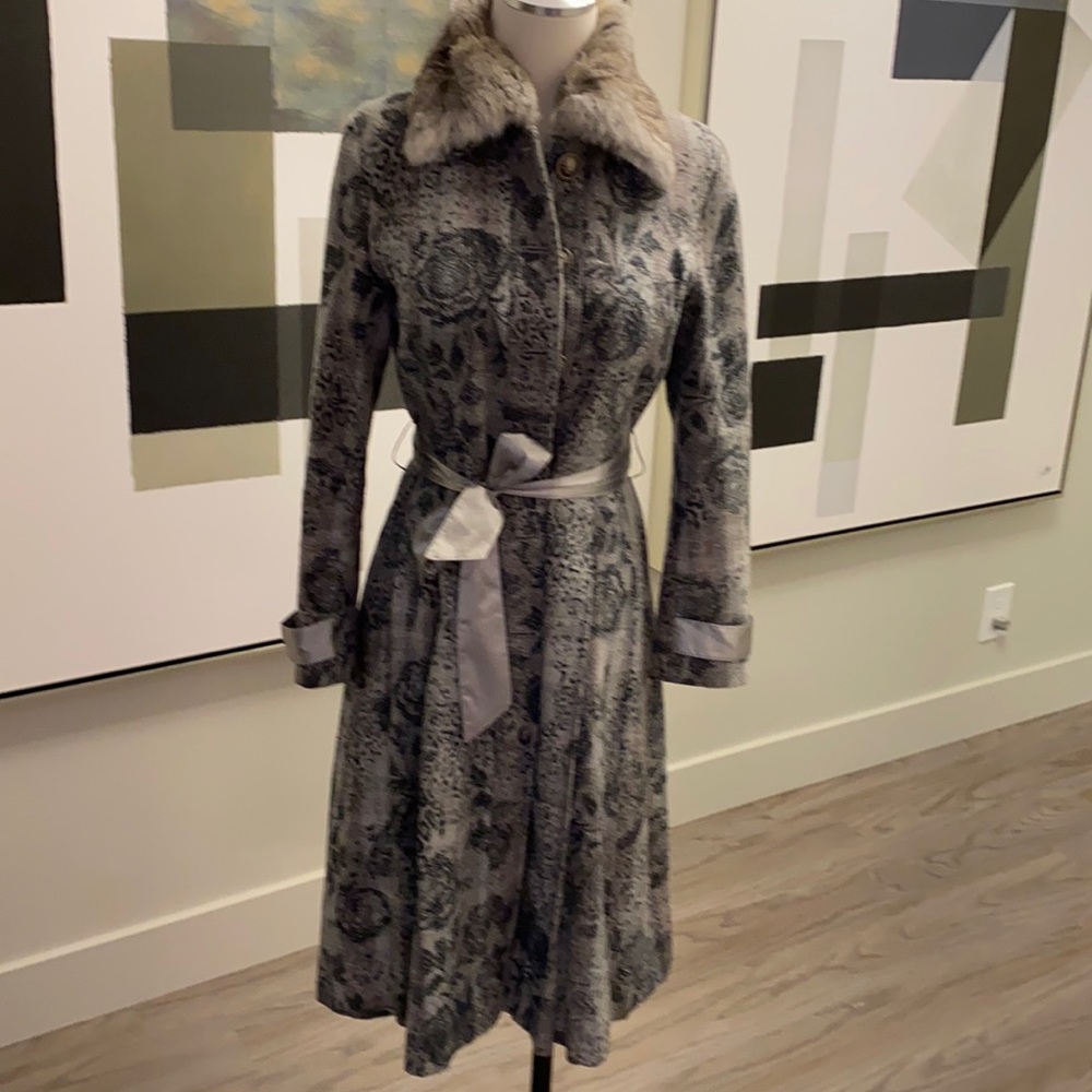 Diane von furstenburg coat with removable rabbit collar